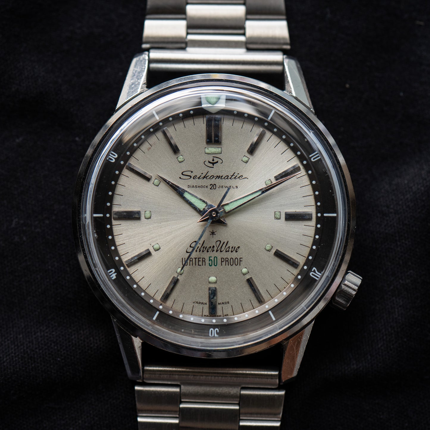Seiko "Silverwave" Vintage J12082