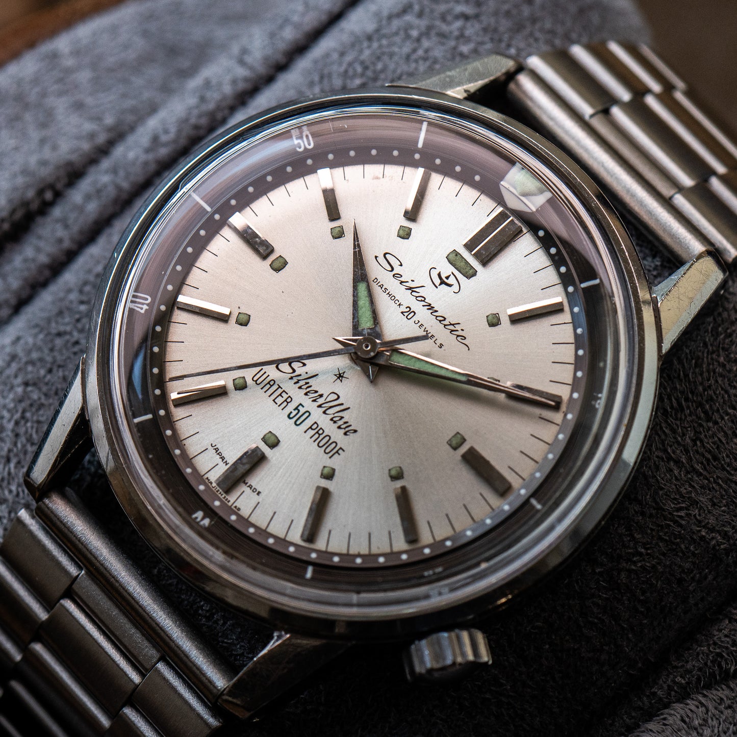Seiko "Silverwave" Vintage J12082