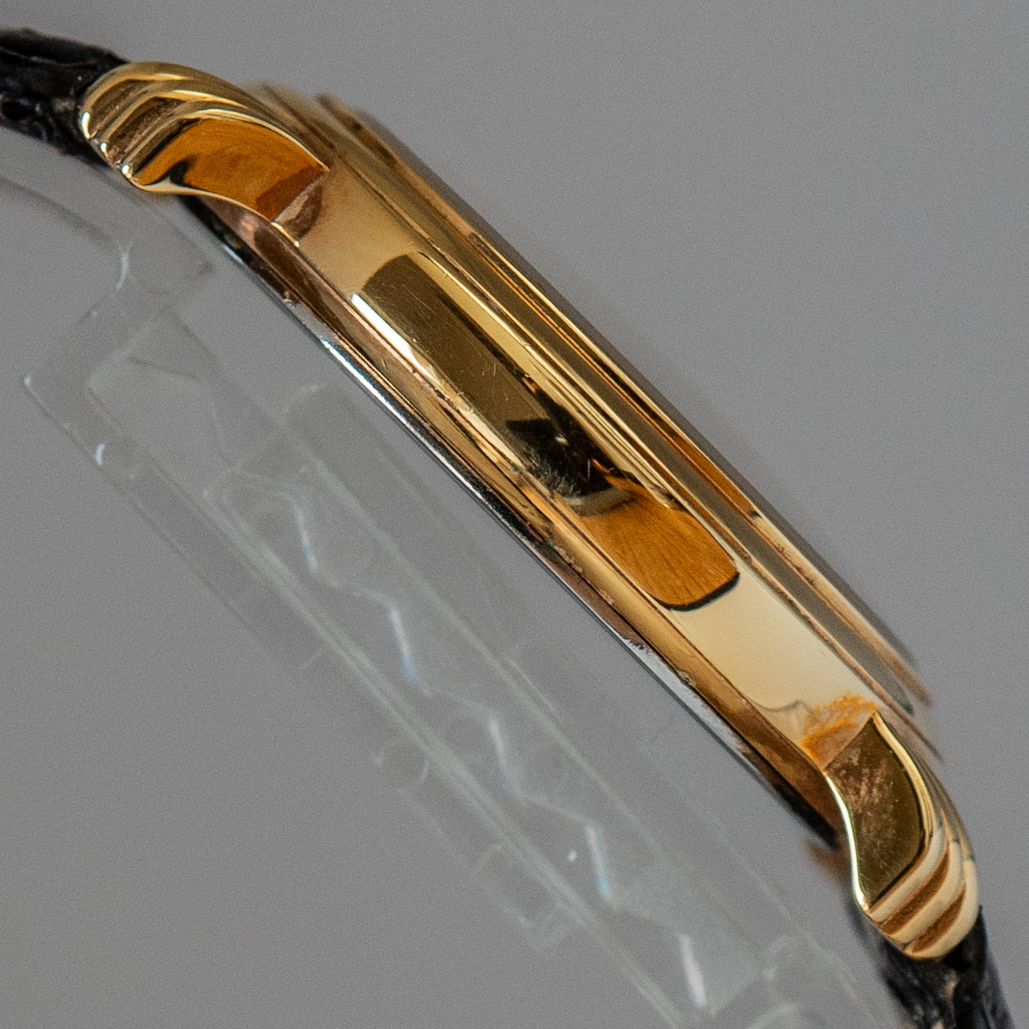 Vincent Calabrese “Mona Lisa” Jump Hour – Provenance Watches