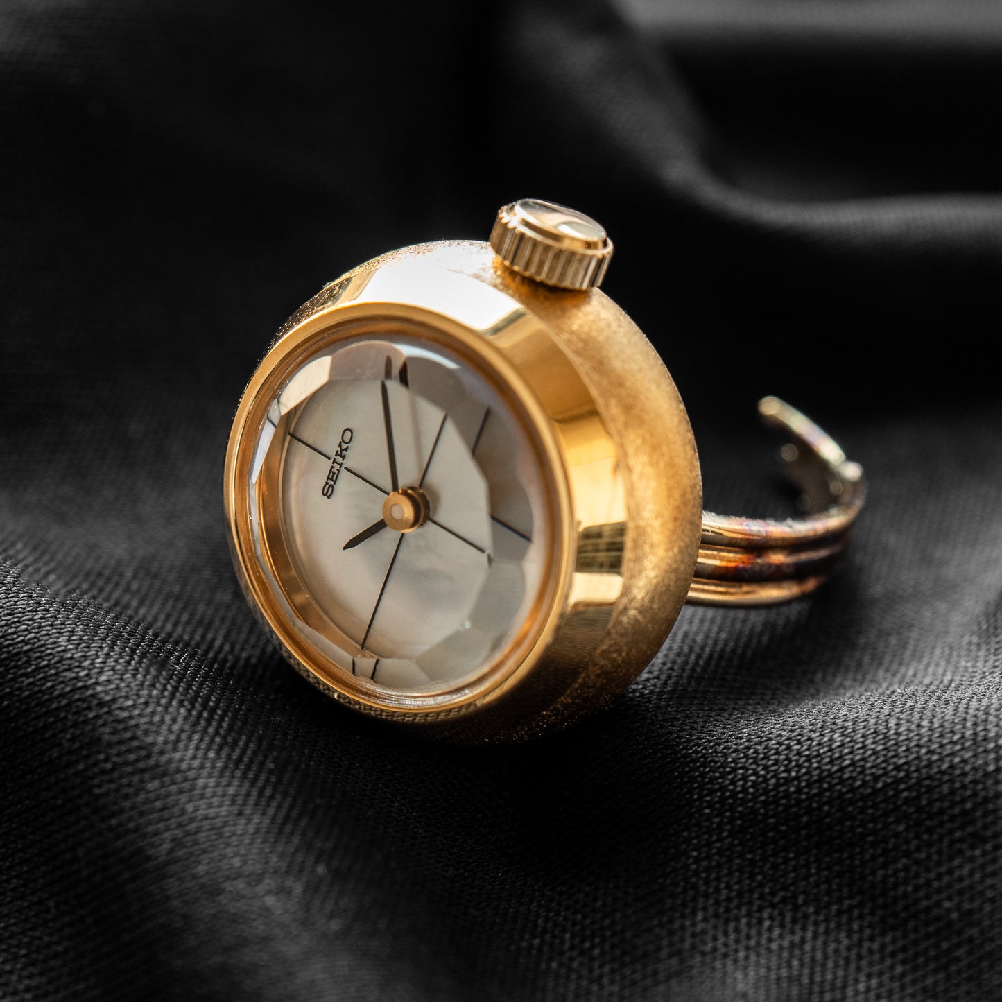 Seiko Mechanical Gold "Mother-of-Pearl" Ring Watch